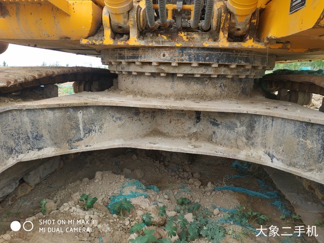 龙工 LG6225 挖掘机