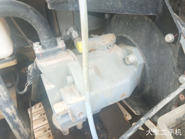 徐工 XE60 挖掘机