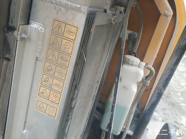 现代 60VS 挖掘机