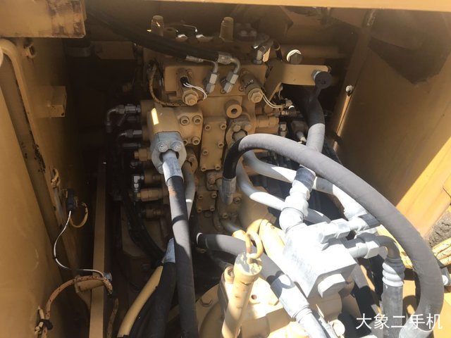 卡特彼勒 320EL 挖掘机