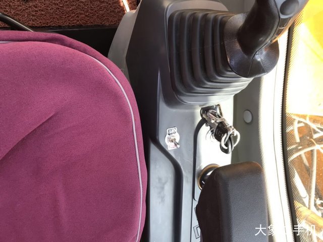 龙工 LG6150 挖掘机