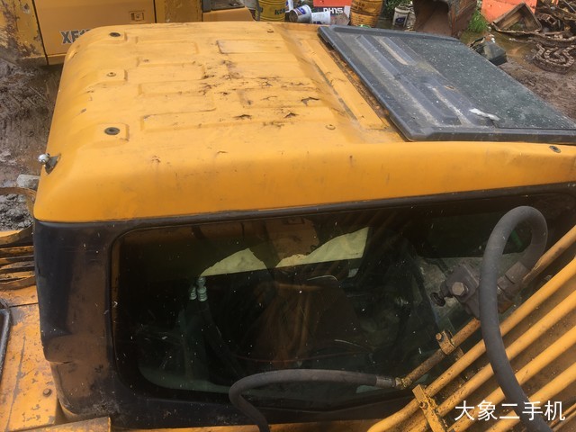 三一重工 SY135C 挖掘机