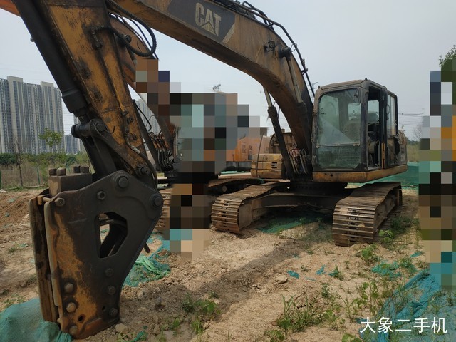 卡特彼勒 323DL 挖掘机