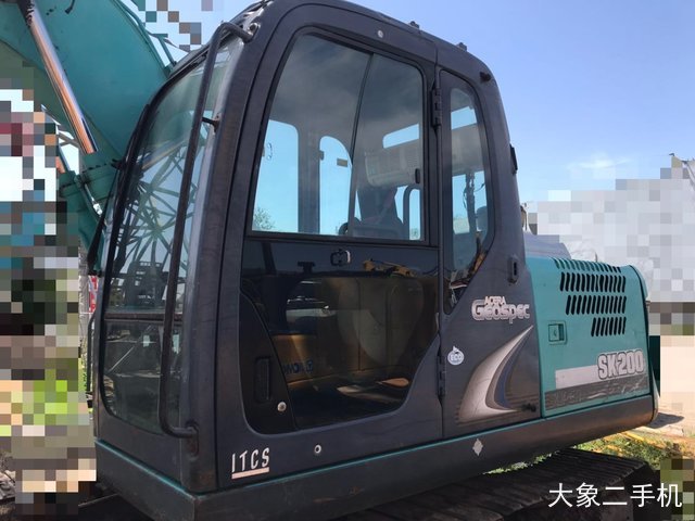 神钢 SK140LC-8 挖掘机