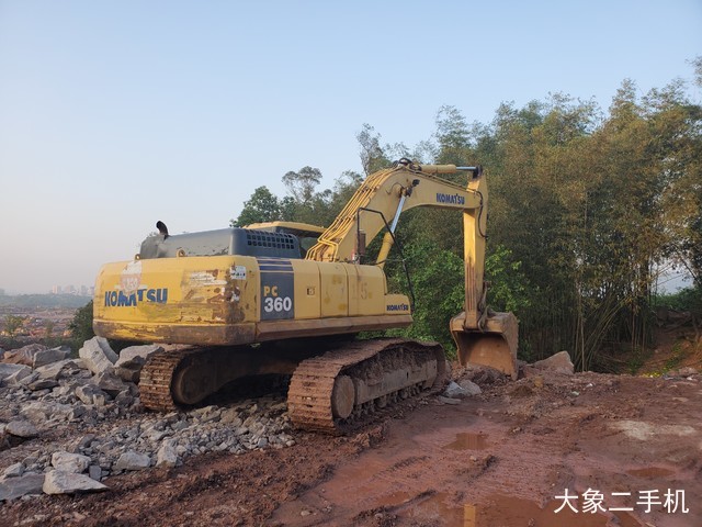 小松 PC300-7 挖掘机