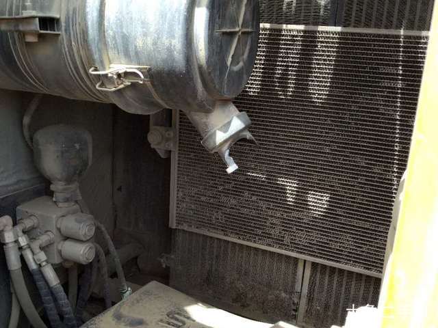 三一重工 SY75C 挖掘机