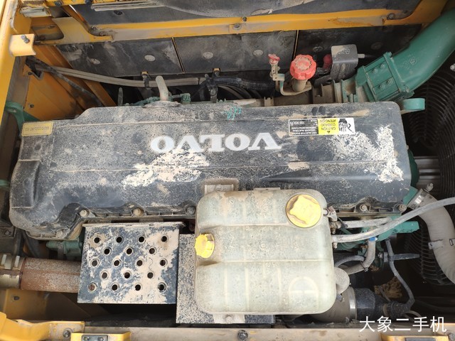 沃尔沃 EC380DL 挖掘机