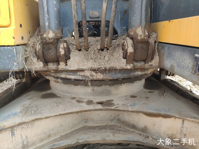 沃尔沃 EC240BLC 挖掘机