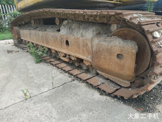 小松 PC240LC-8 挖掘机