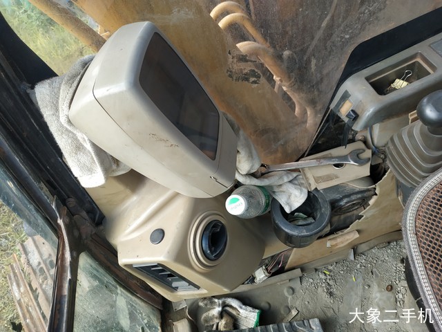 卡特彼勒 320C 挖掘机