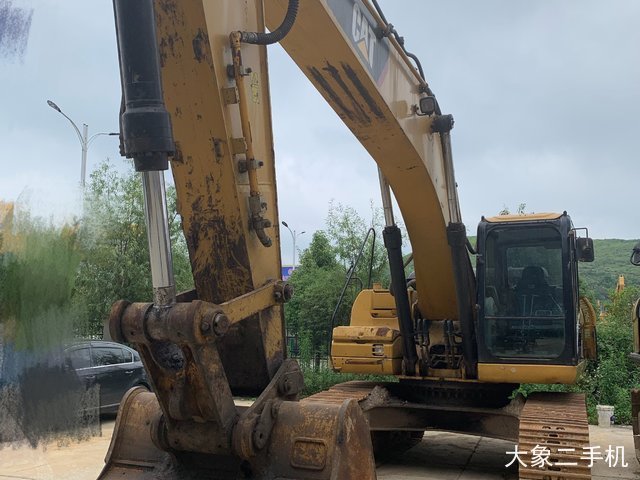 卡特彼勒 329D 挖掘机