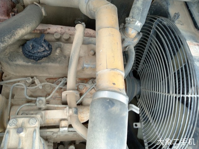 卡特彼勒 320B 挖掘机