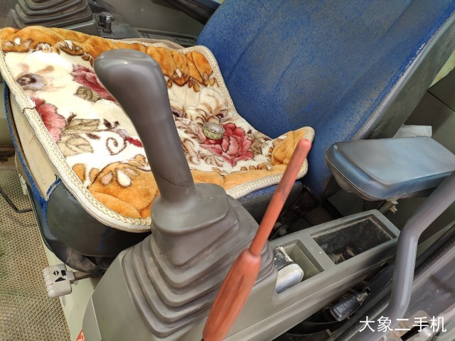 日立 ZX270-3 挖掘机