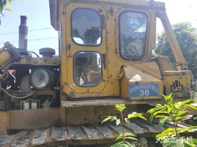 山推 SD32W岩石型 推土机