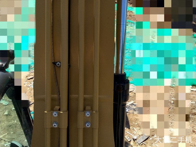 卡特彼勒 323D2L 挖掘机