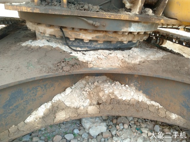 小松 PC240LC-8 挖掘机