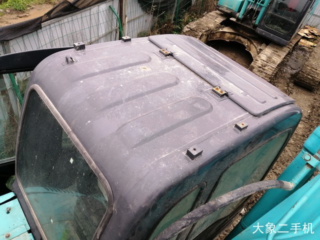 神钢 SK250-8 挖掘机