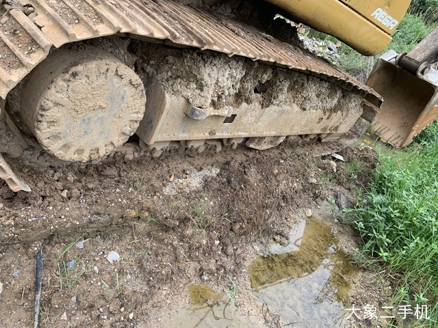 卡特彼勒 320C 挖掘机