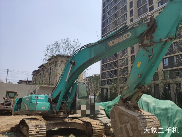 神钢 SK260LC-8 挖掘机