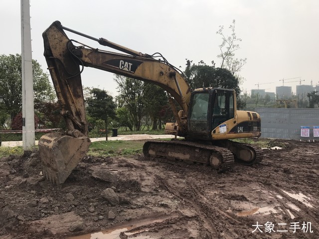 卡特彼勒 320C 挖掘机