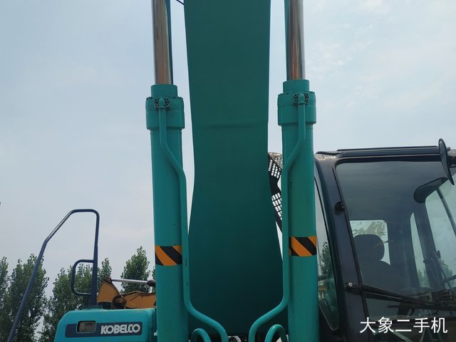 神钢 SK350LC-8 挖掘机