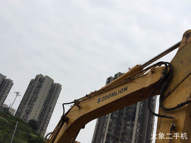 中联重科 ZE150E 挖掘机