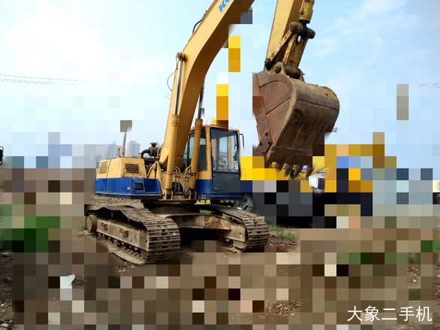 小松 PC200-5 挖掘机