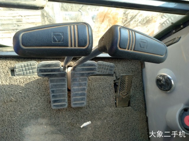 徐工 XE60D 挖掘机