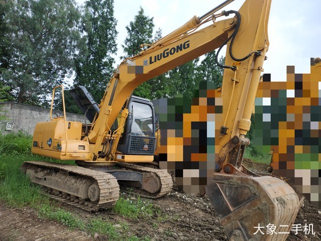 柳工 CLG915D 挖掘机