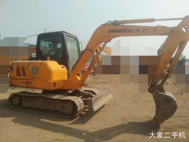 龙工 LG6060 挖掘机