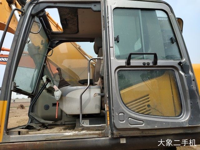 三一重工 SY205C-8 挖掘机