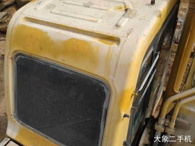 小松 PC200-6 挖掘机