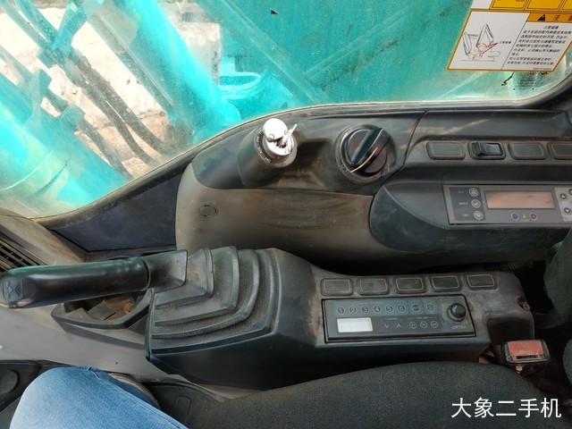 神钢 SK260LC-8 挖掘机