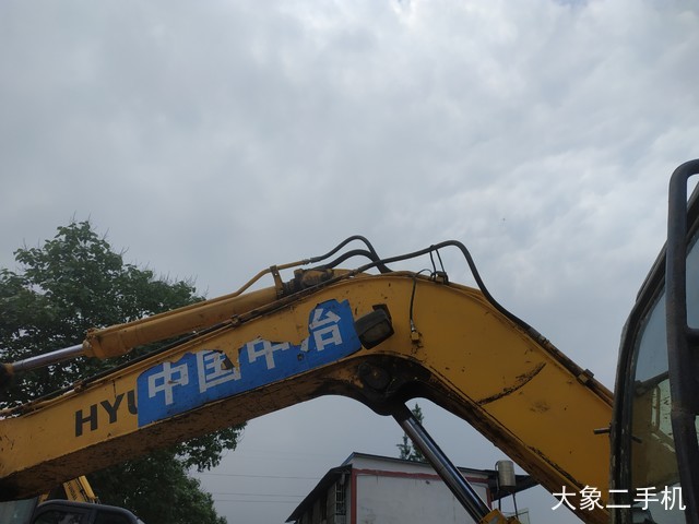 现代 R80-7 挖掘机