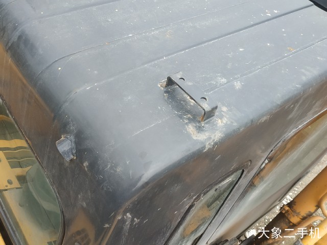 现代 R225LC-7 挖掘机