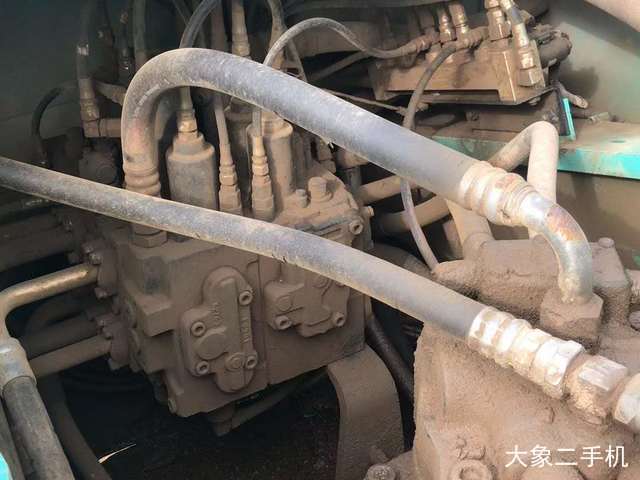 神钢 SK350LC-8 挖掘机