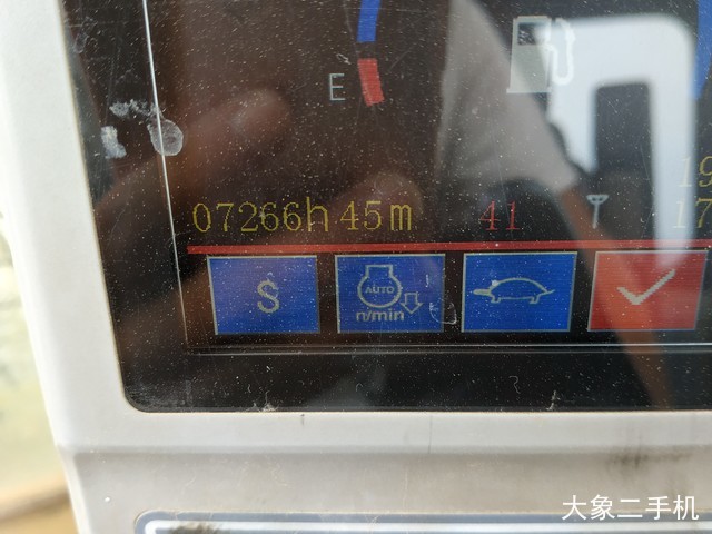 三一重工 SY305-9 挖掘机