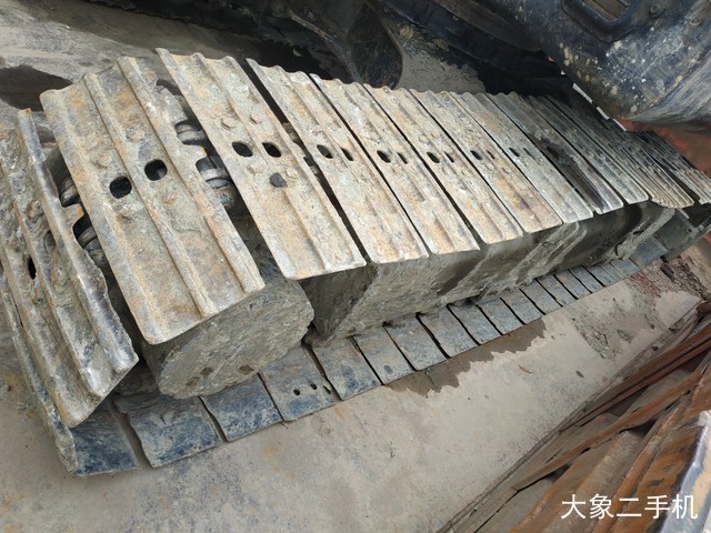 现代 R60-7 挖掘机