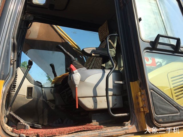 小松 PC300-7 挖掘机