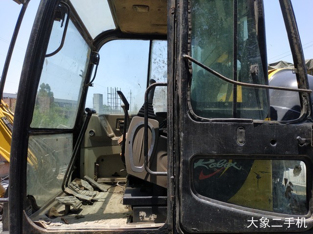 现代 R60-7 挖掘机