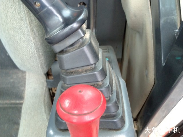 斗山 DX60 挖掘机