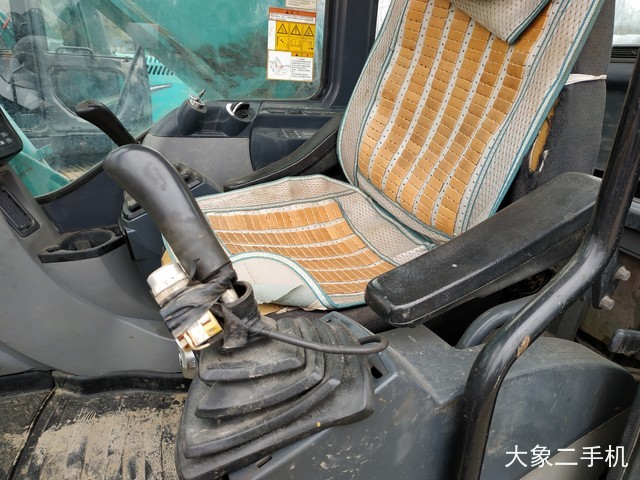 神钢 SK350LC-8 挖掘机