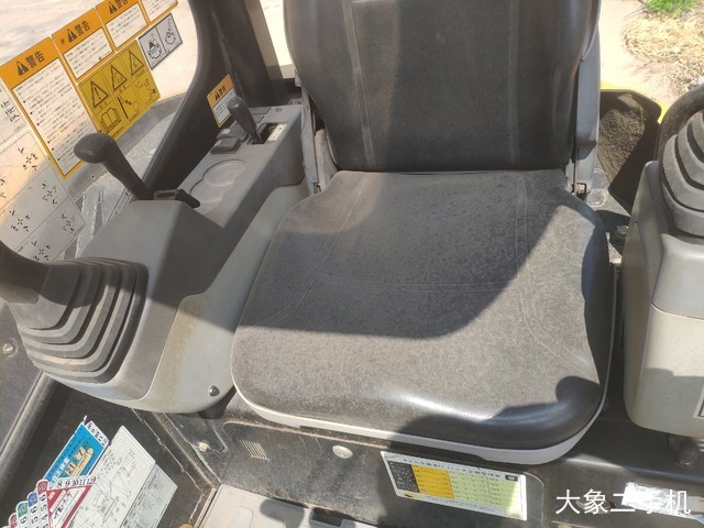 卡特彼勒 302CCR 挖掘机