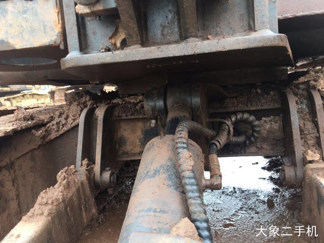 现代 R60-7 挖掘机