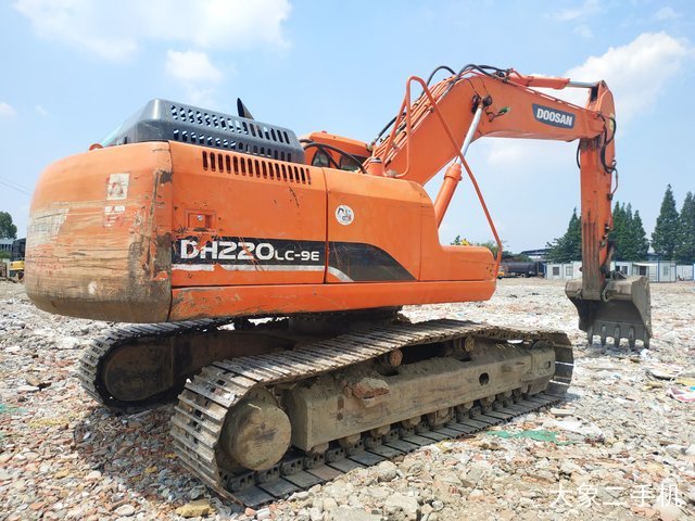 斗山 DH220LC-9E 挖掘机