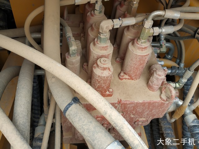 柳工 CLG922E 挖掘机