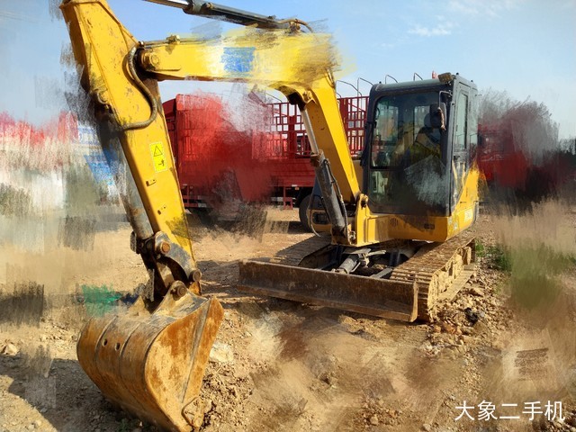 徐工 XE60D 挖掘机