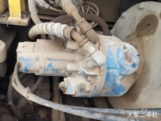 现代 R60-7 挖掘机