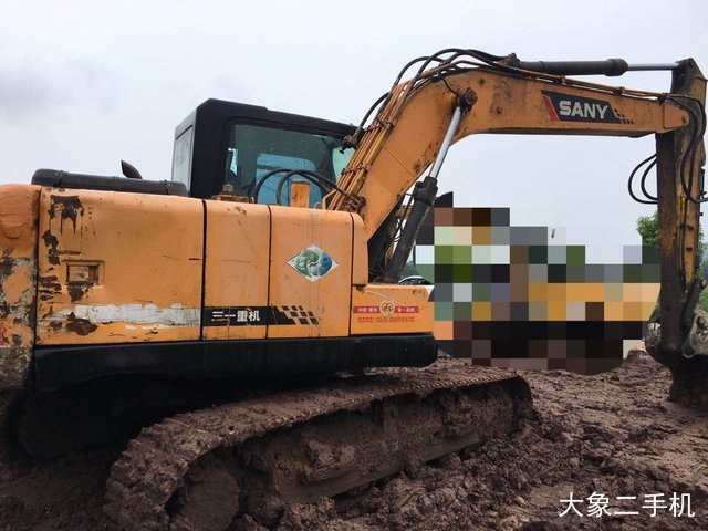 三一重工 SY135C 挖掘机