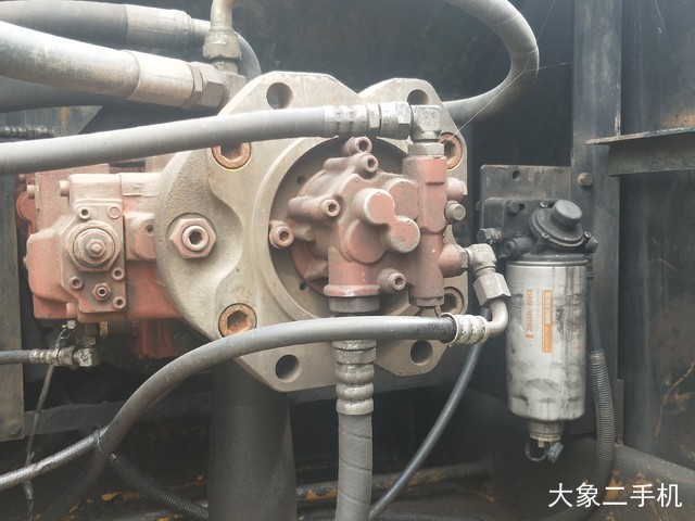 加藤 HD1430R-M 挖掘机